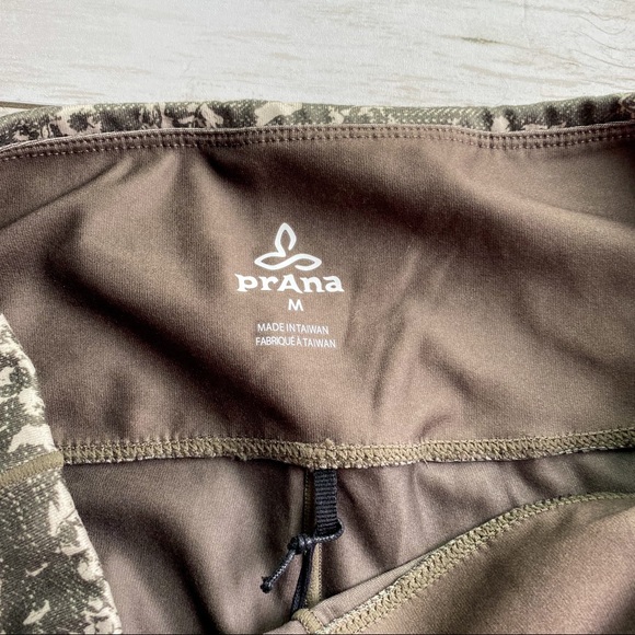 PrAna Pillar Printed Capri Cropped Leggings - Picture 9 of 13